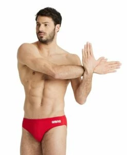 Arena Team Solid Brief -KIEFER Sales 004773 450 men s team swim briefs solid 001 o