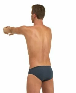 Arena Team Solid Brief -KIEFER Sales 004773 530 men s team swim briefs solid 002